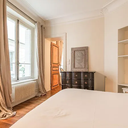 For 6 In Luxembourg Garden Herschel Apartament